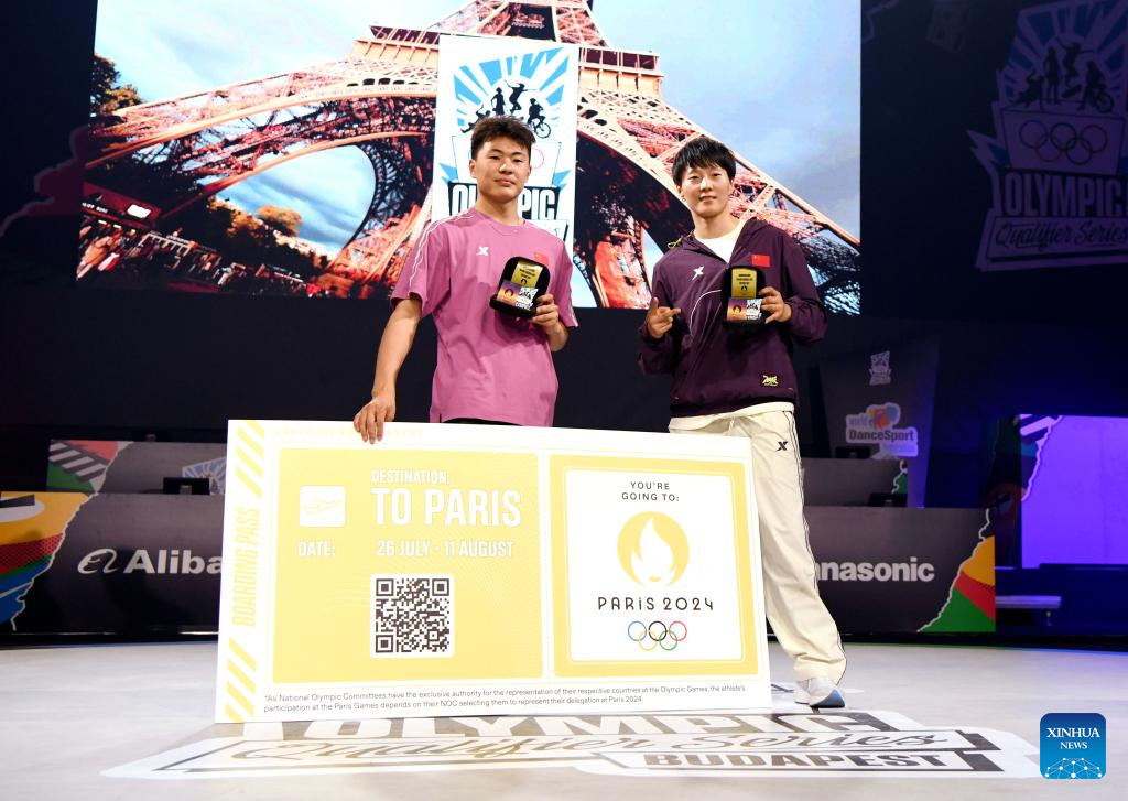 Pic Story: French Coach Leads Chinese Breakdancers To Olympic Stage